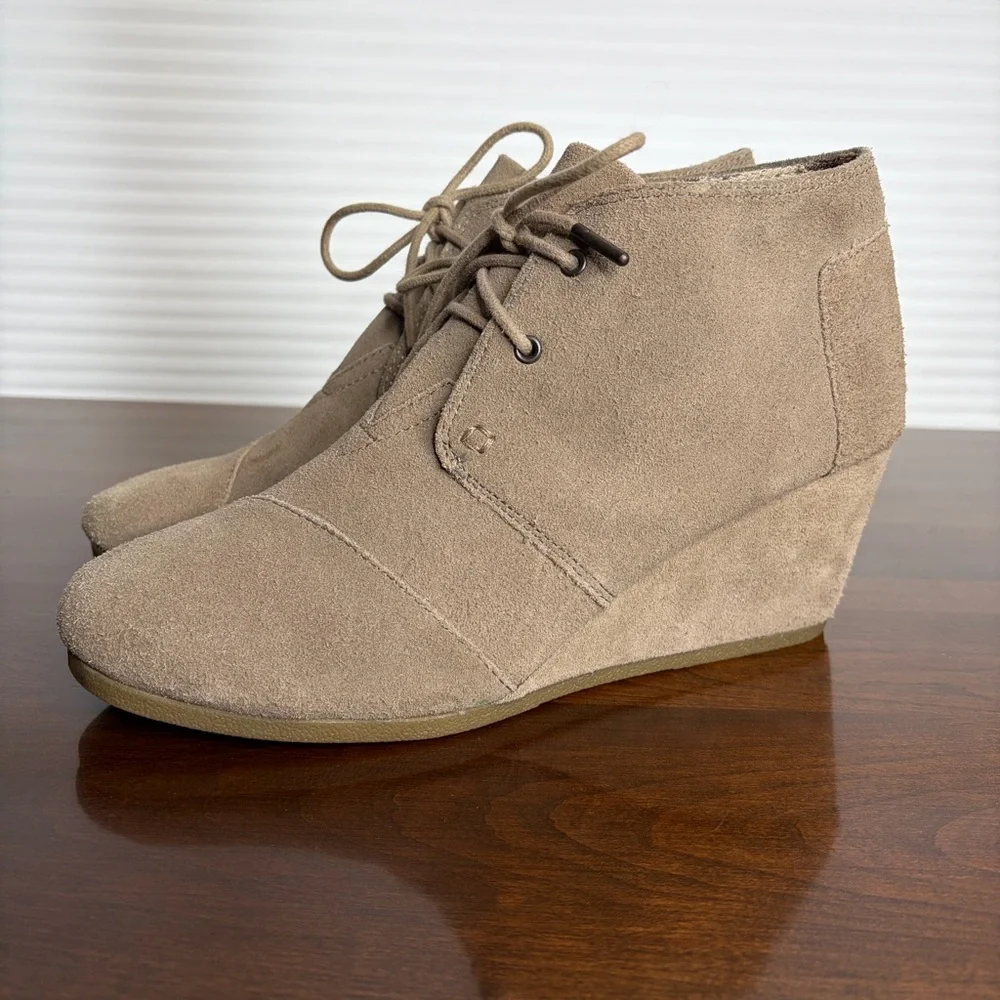 TOMS Suede Lace-Up Wedges Ankle Booties Boots Size 11 Dessert Taupe Retro‎ BoHo